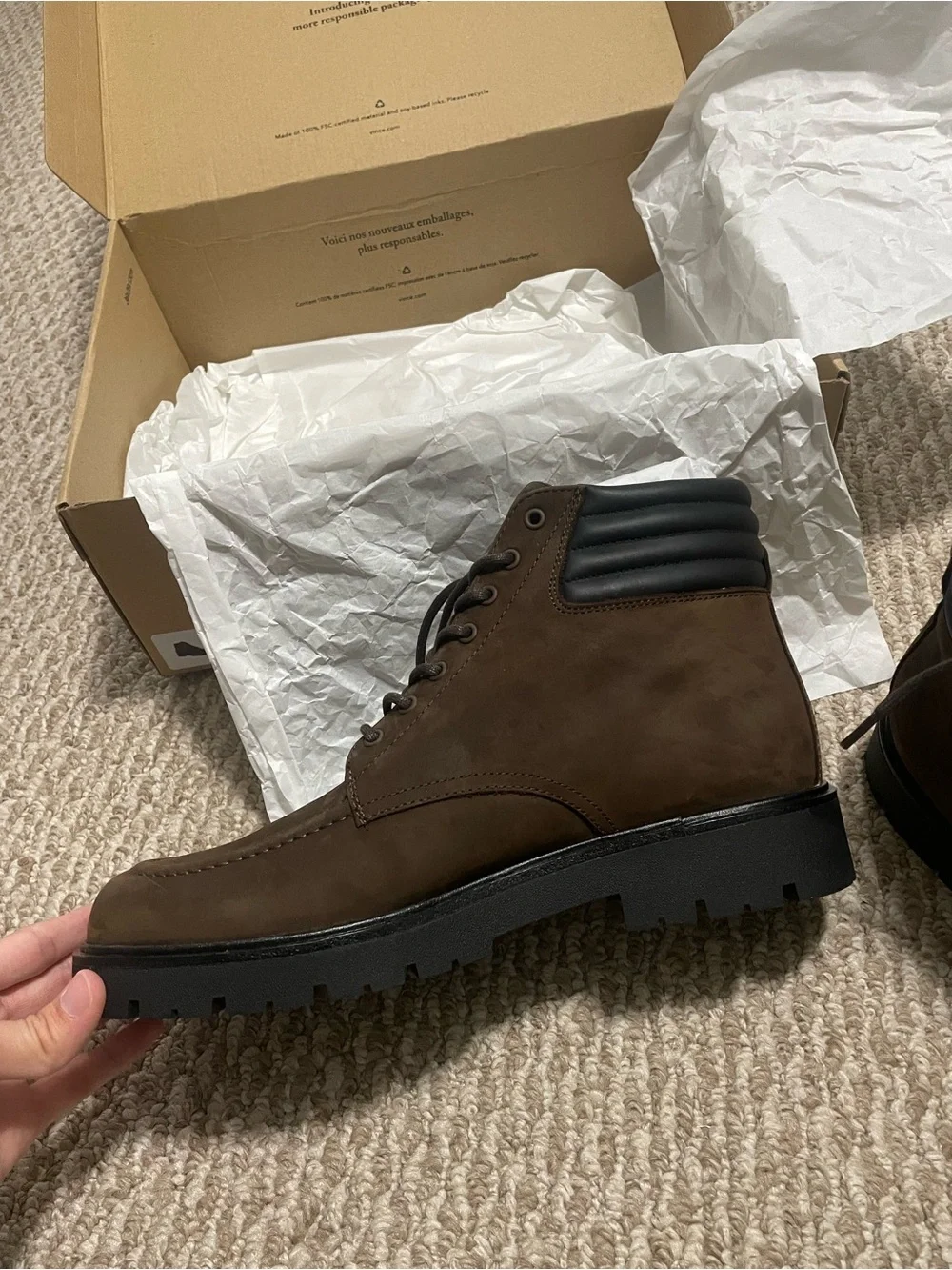NWT VINCE Men's Leonard Lug-Sole Boots